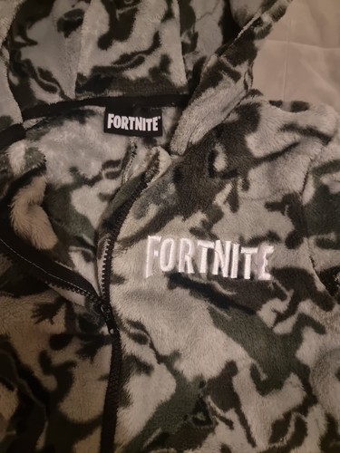 Fortnite yrs boys girls - 9-10,
